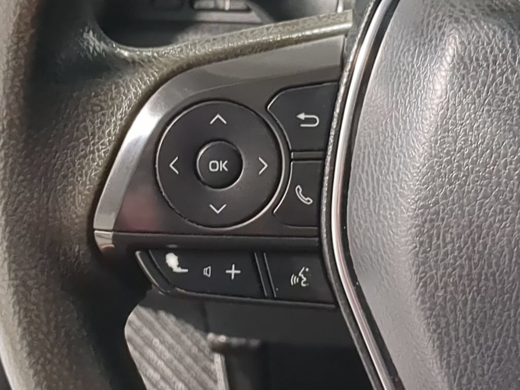 Used 2019 Toyota Camry LE FWD image 27