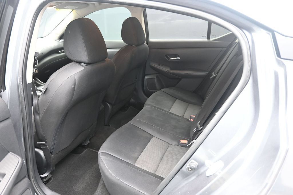 Used 2020 Nissan Sentra SV FWD image 16