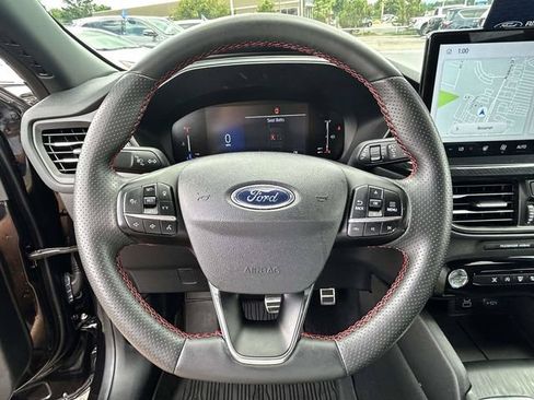 Certified 2024 Ford Escape ST-Line w/ Tech Pack #1 AWD/4WD image 28