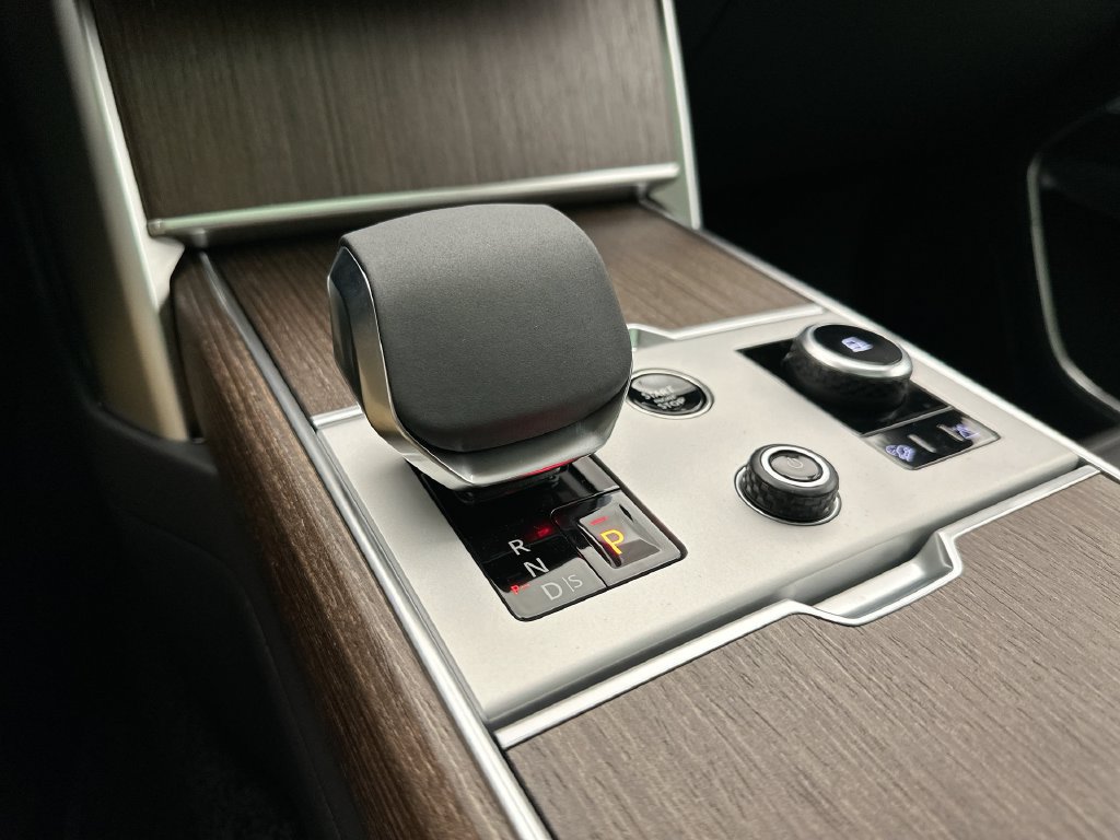 New 2027 Land Rover Range Rover SE AWD/4WD image 12