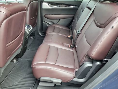 Certified 2024 Cadillac XT6 Premium Luxury AWD/4WD image 15