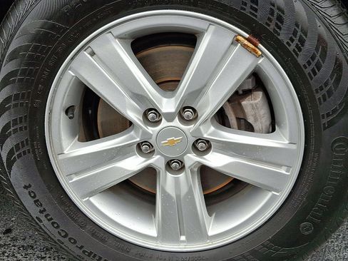 Used 2022 Chevrolet Trax LT w/ LT Convenience Package image 8