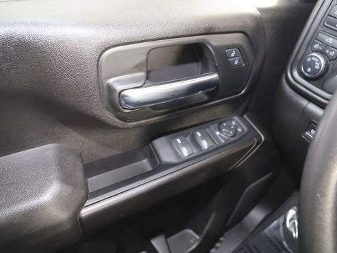 Used 2024 Chevrolet Silverado 2500 Custom AWD/4WD image 25