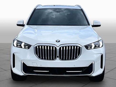 Used 2024 BMW X5 xDrive40i w/ Premium Package AWD/4WD image 4