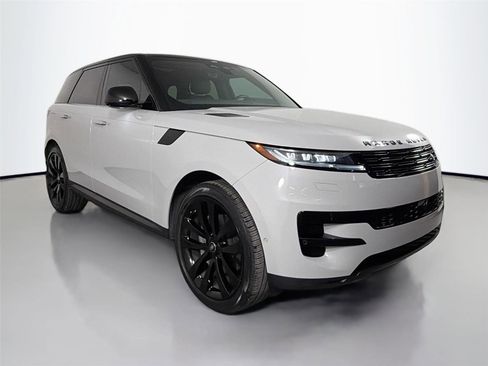 Certified 2024 Land Rover Range Rover Sport SE AWD/4WD image 3