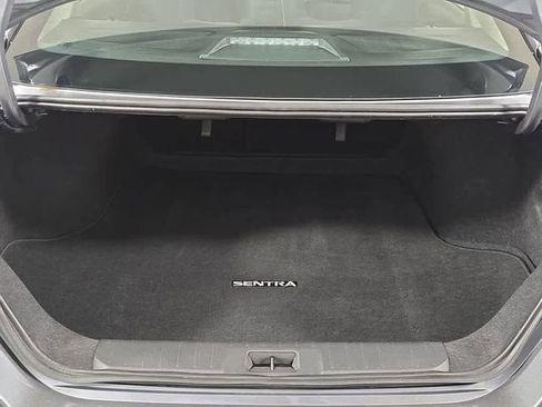 Used 2023 Nissan Sentra SR w/ Trunk Package image 18