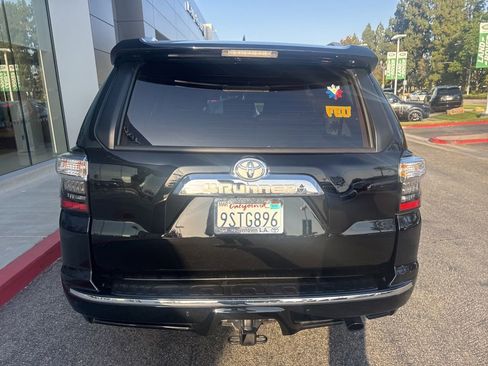 Used 2024 Toyota 4Runner Limited AWD/4WD image 5