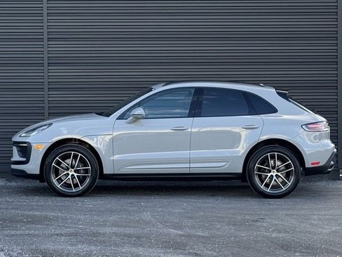New 2026 Porsche Macan image 2