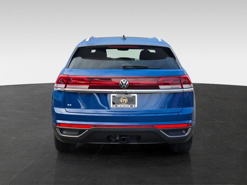 New 2026 Volkswagen Atlas Cross Sport SE image 6