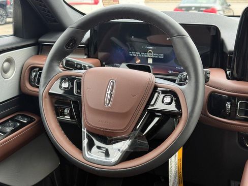 New 2026 Lincoln Aviator Reserve image 9