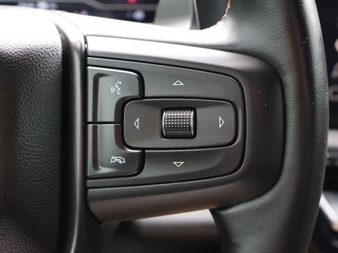 Used 2025 GMC Sierra 1500 AT4 w/ AT4 Premium Package AWD/4WD image 7