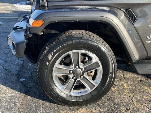 Used 2021 Jeep Wrangler Unlimited Sahara w/ Uconnect 4C Nav & Sound Group image 25