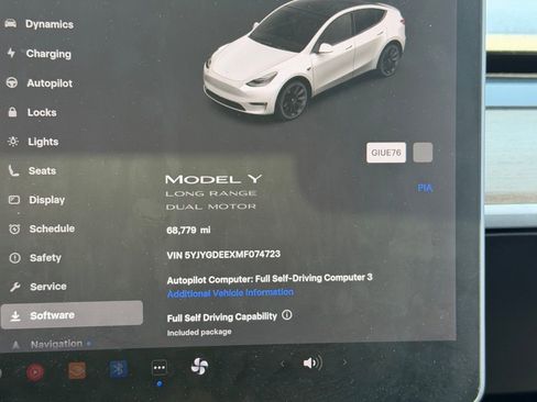 Used 2021 Tesla Model Y Long Range image 52