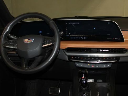 Certified 2024 Cadillac XT4 Sport AWD/4WD image 15