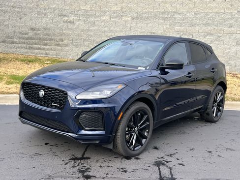 Used 2024 Jaguar E-PACE R-Dynamic SE image 2