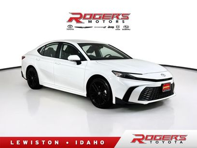 Used 2025 Toyota Camry SE