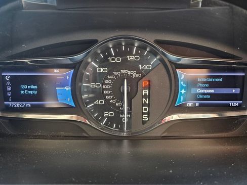 Used 2013 Lincoln MKX FWD image 22