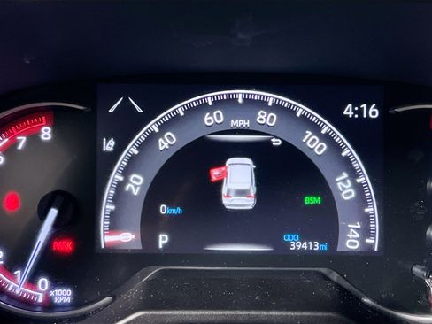 Used 2021 Toyota RAV4 Limited FWD image 22