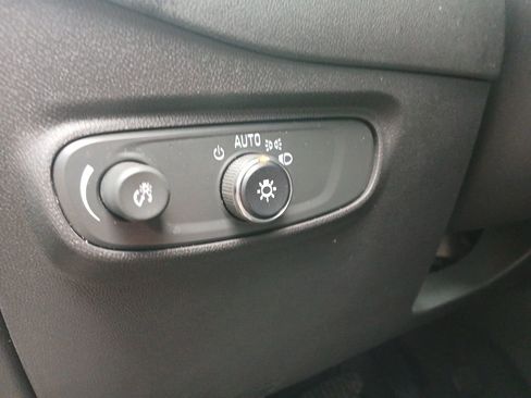 Used 2024 Chevrolet Equinox LT image 20