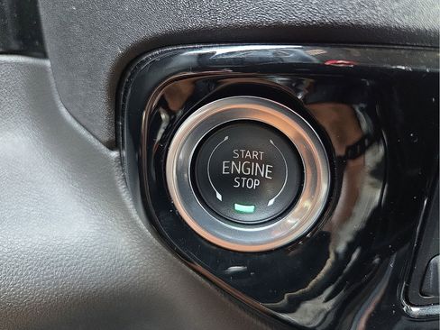 Used 2024 Chevrolet Silverado 1500 LT Trail Boss w/ Convenience Package II image 19