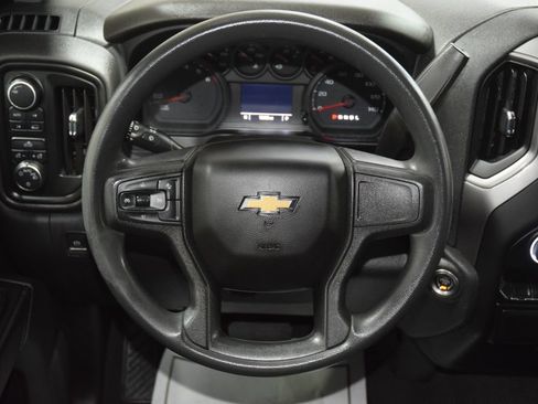 Used 2023 Chevrolet Silverado 1500 Custom AWD/4WD image 33
