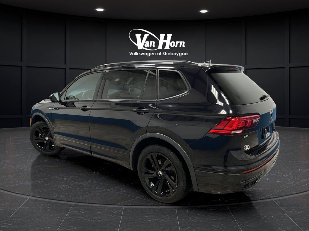 Used 2024 Volkswagen Tiguan SE R-Line AWD/4WD image 5