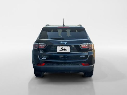 Used 2024 Jeep Compass Latitude AWD/4WD image 5