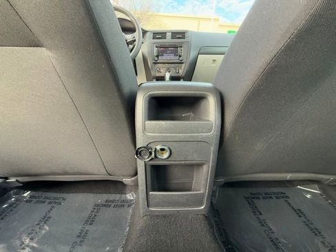 Used 2015 Volkswagen Jetta S image 28