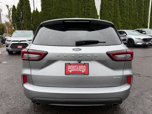 Used 2023 Ford Escape ST-Line image 14