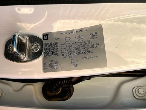 Used 2021 Chevrolet Colorado Z71 image 35