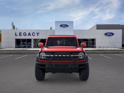 New 2024 Ford Bronco Outer Banks w/ Sasquatch Package AWD/4WD image 6