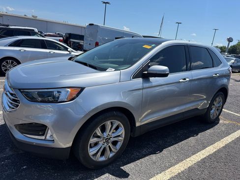 Used 2023 Ford Edge Titanium AWD/4WD image 4