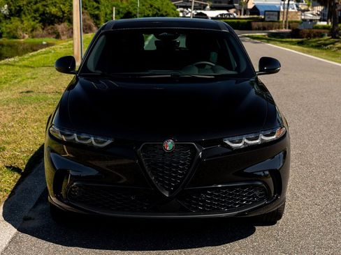 New 2025 Alfa Romeo Tonale w/ Premium Package image 13