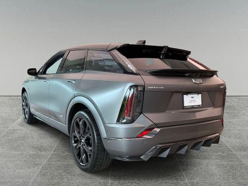 New 2026 Cadillac Optiq V w/ Magnus Launch Edition AWD/4WD image 11