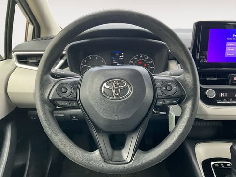 Used 2024 Toyota Corolla LE image 14