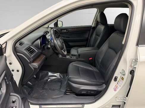 Used 2019 Subaru Outback 2.5i Limited image 9