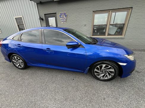 Used 2017 Honda Civic EX image 5