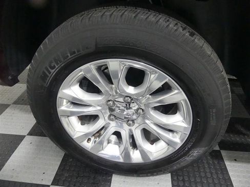 Used 2018 RAM 1500 Laramie Longhorn w/ Convenience Group image 15