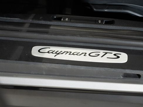 Certified 2019 Porsche 718 Cayman GTS RWD image 12