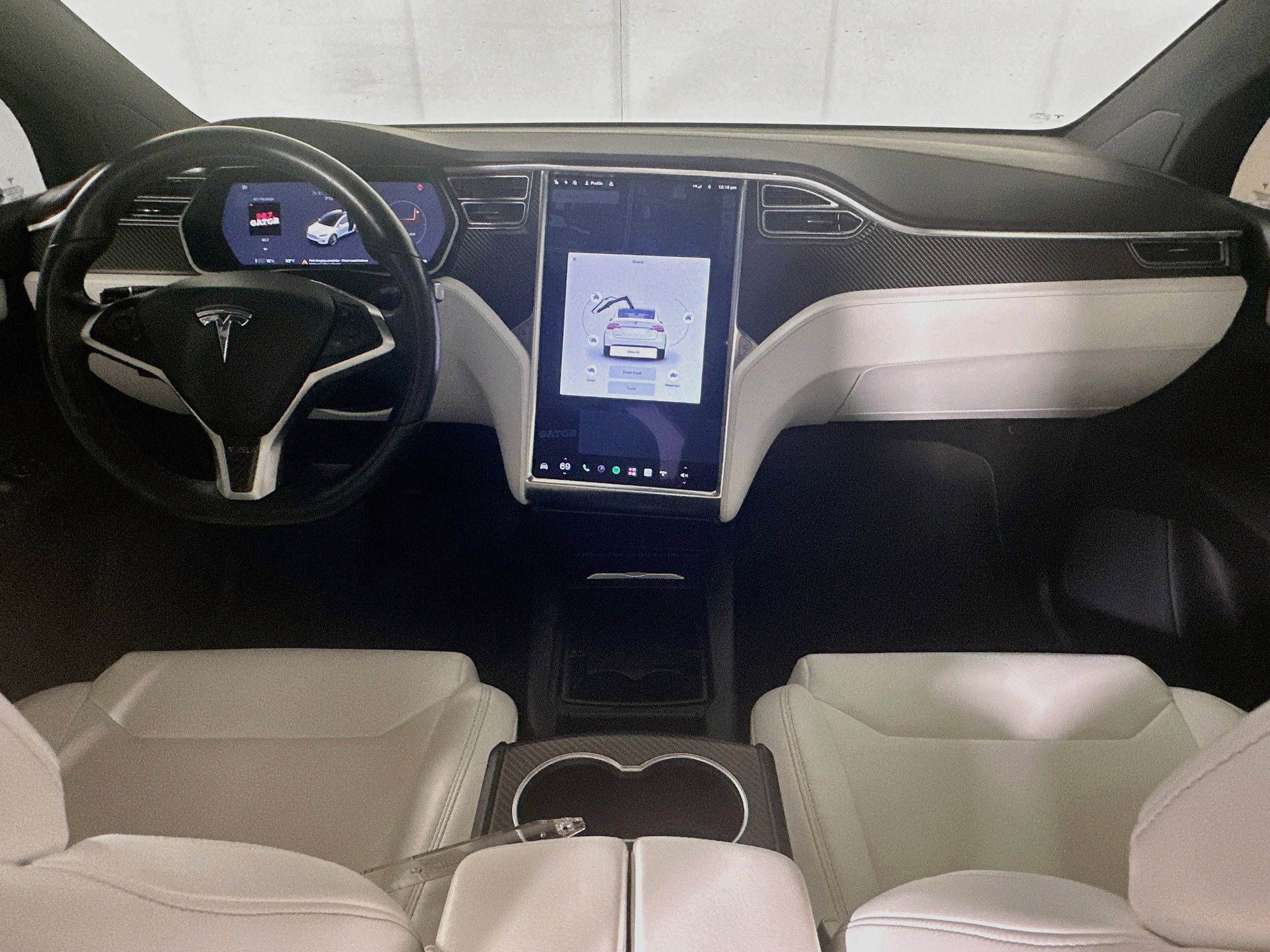 Used 2017 Tesla Model X 75D AWD/4WD image 26