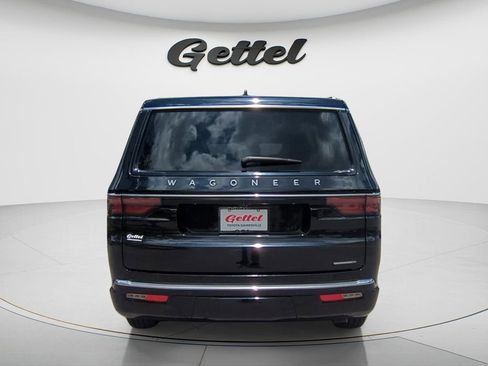 Used 2024 Jeep Wagoneer Series II RWD image 6