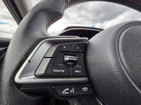 Used 2023 Subaru Crosstrek 2.0i Premium AWD/4WD image 19