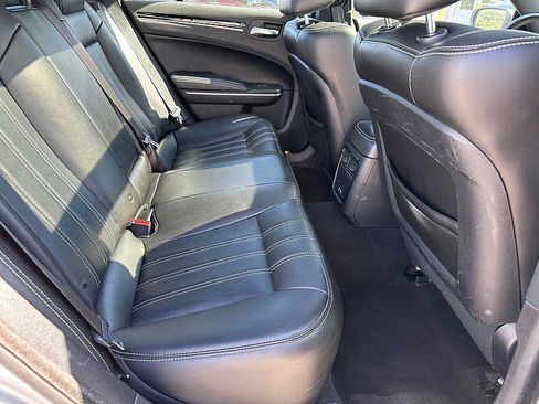 Used 2021 Chrysler 300 S image 19