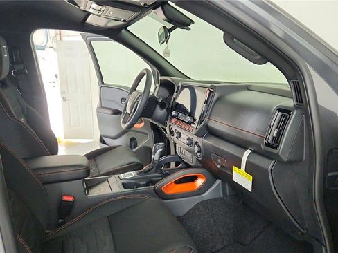Certified 2026 Nissan Frontier PRO-4X w/ Pro-4x Convenience Package image 31