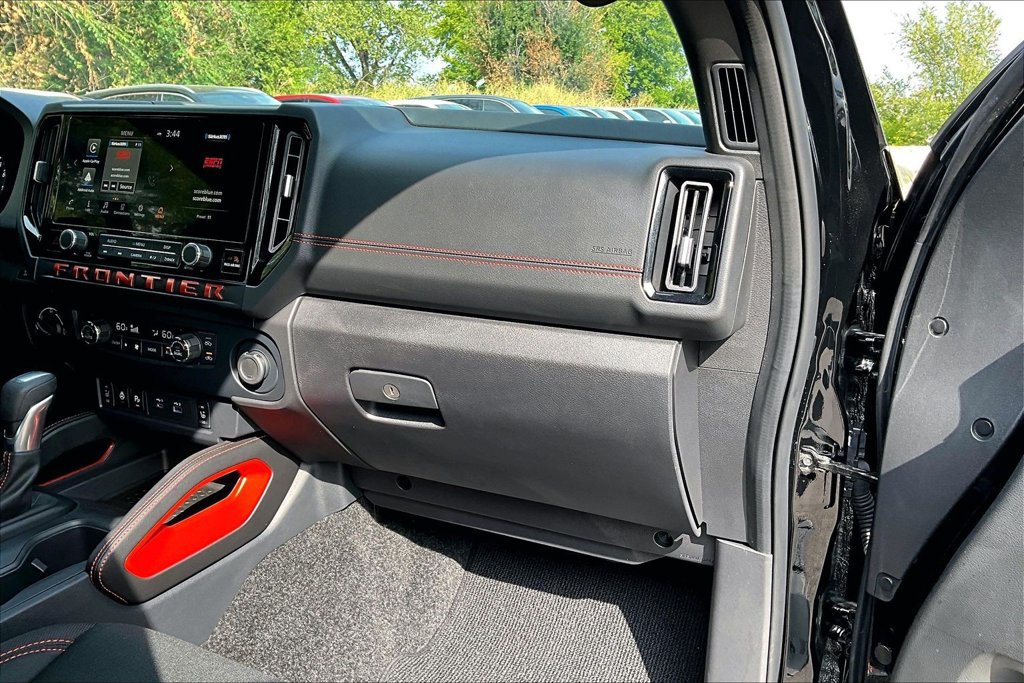 Used 2026 Nissan Frontier PRO-4X w/ Pro-4x Convenience Package AWD/4WD image 19