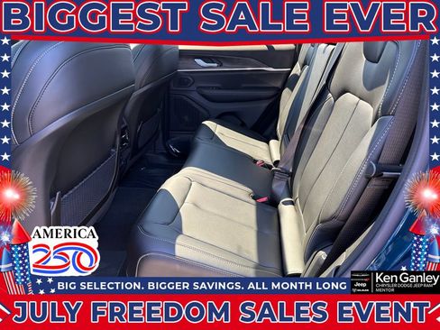 New 2026 Jeep Grand Cherokee Limited w/ Limited Altitude Package AWD/4WD image 23