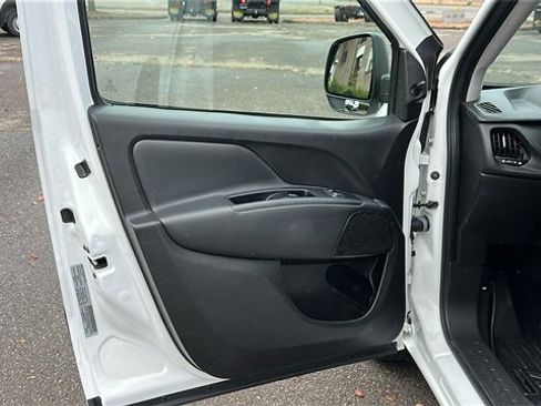 Used 2022 RAM ProMaster City Wagon image 8