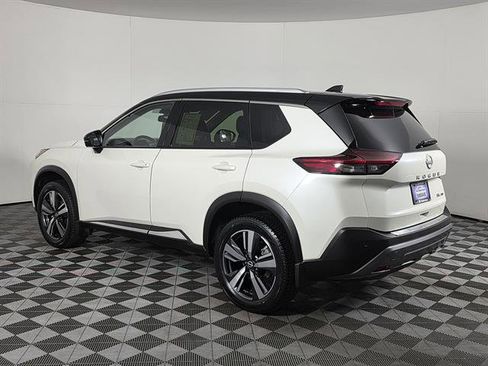 Used 2023 Nissan Rogue SL AWD/4WD image 7