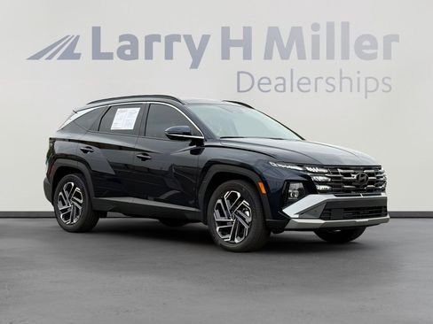 Used 2025 Hyundai Tucson Limited image 8