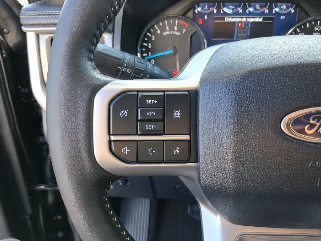 Used 2024 Ford Expedition XLT RWD image 16